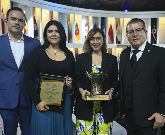 PREMIO DDU